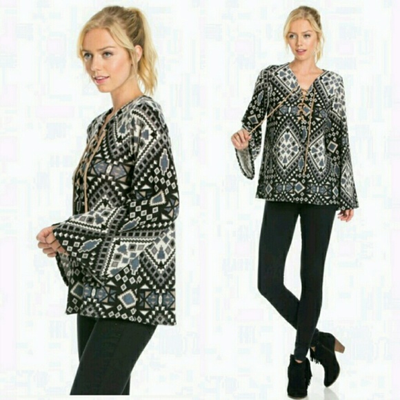 Lace Up Detail Print Knit Top - Picture 2 of 3